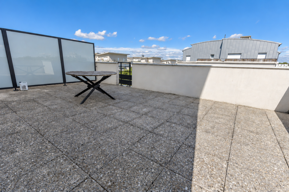 Vente Duplex/Triplex DUPLEX 5 PIÈCES   114 M2   4 CHAMBRES   TERRASSE   DERNIER ÉTAGE Trappes
