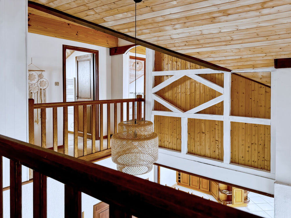 � vendre  Propri�t�/ch�teau Genestelle (07530)