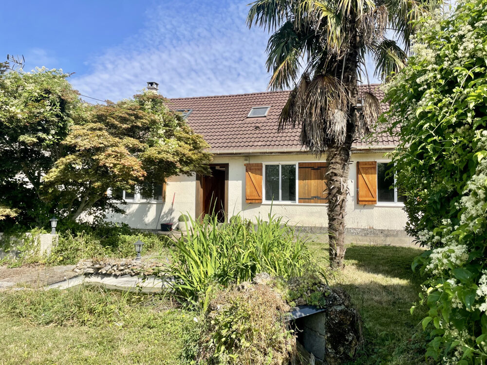 Vente Maison GUERARD MAISON FAMILIALE 4 CHAMBRES AVEC JARDIN DE 800m2 Guerard