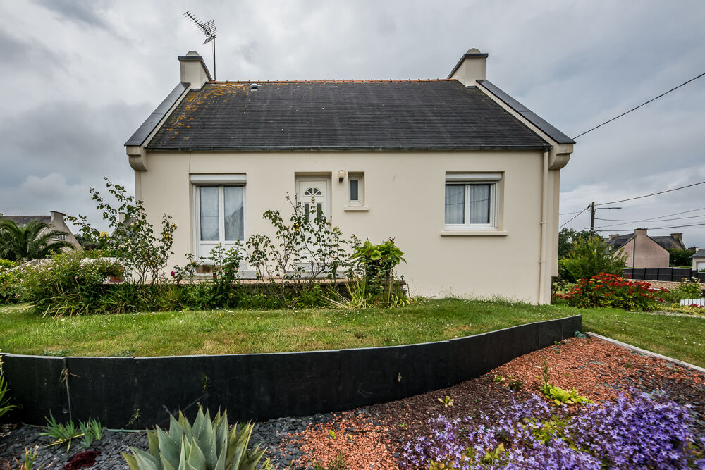Ploudalmézeau, Pascal Autret Brest Abers Immobilier vous présente cette maison de 99m2 proche des commodités