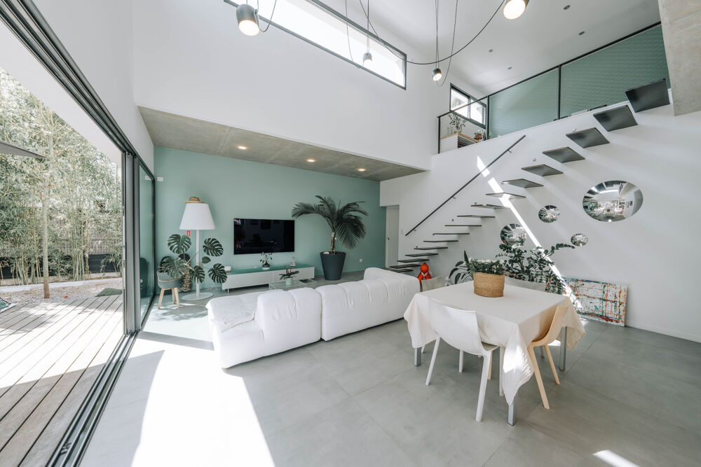 Villa de 130m2 avec piscine et garage
