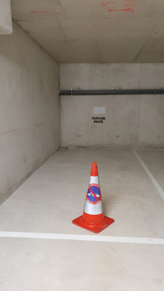  Parking / Garage à vendre 12 m²