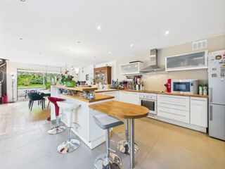  Maison � vendre 8 pi�ces 203 m�