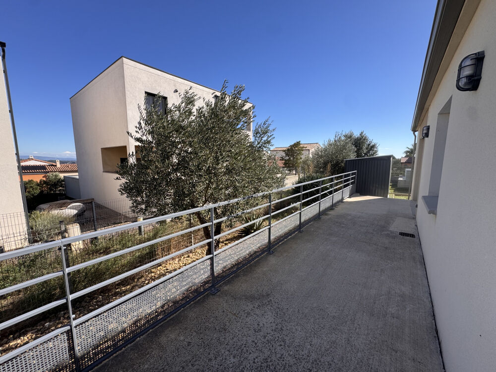 À LOUER SUPERBE MAISON 100m2 DE PLAIN-PIED AVEC JARDIN, TERRASSE ET GARAGE ROCHEFORT-DU-GARD
