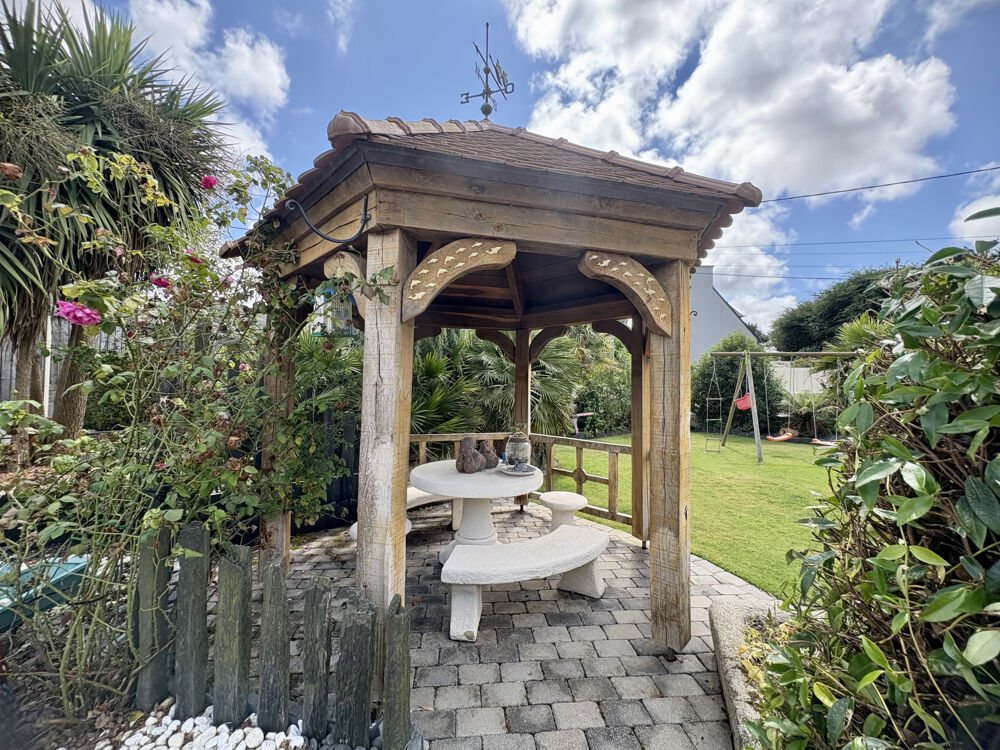 � vendre  Propri�t�/ch�teau Lanarvily (29260)