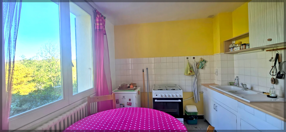 Vente Maison À Vernoux-en-Vivarais, maison 93 m2 avec jardin, 3 chambres et vue sur le lac Vernoux en vivarais