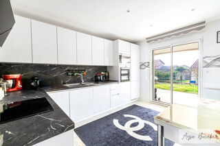  Maison � vendre 10 pi�ces 200 m�