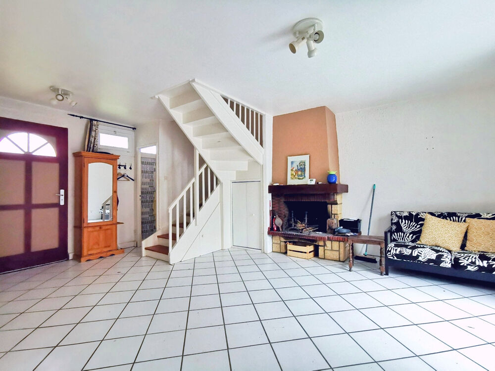 Vente Maison Quartier H�tel de Ville. Maison 6P dans un environnement privil�gi� et id�al avec enfants. Magny les hameaux