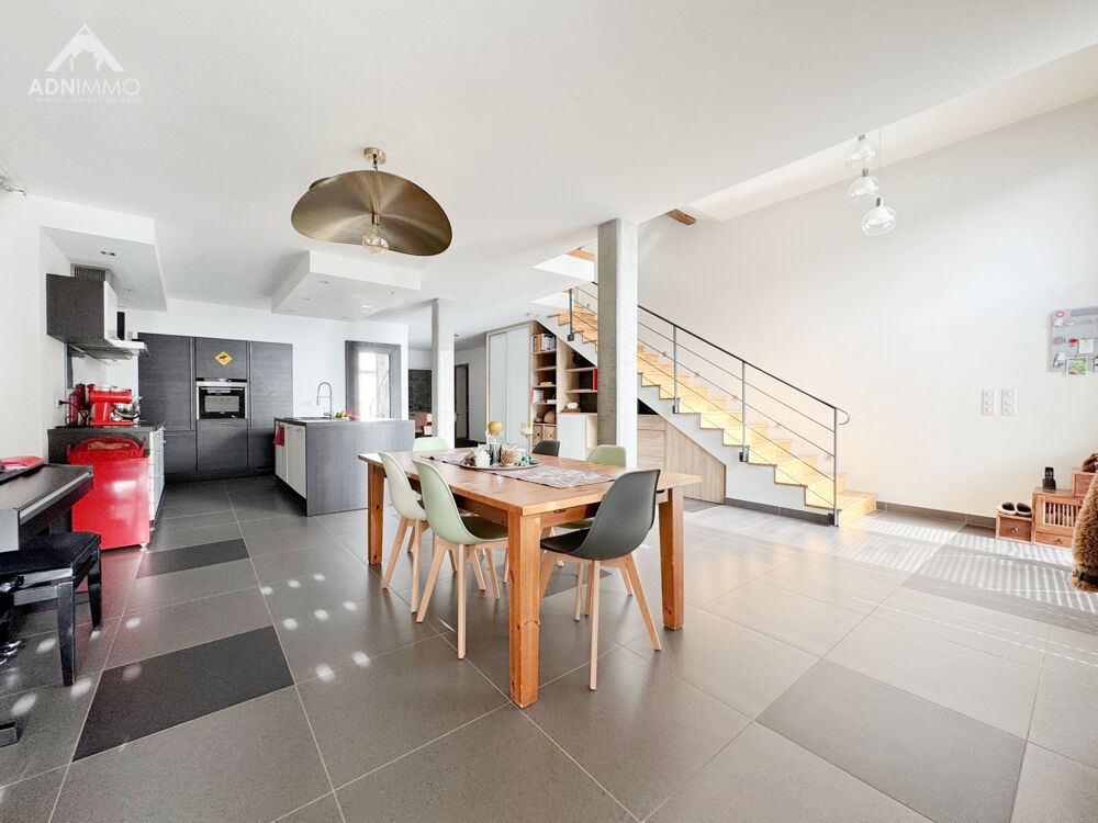 � vendre  Maison P�ron (01630)