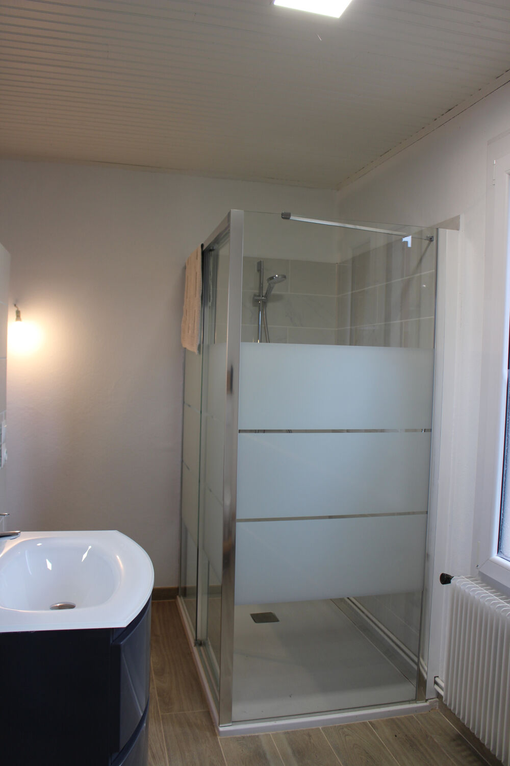 Vente Maison Maison de village 5 Pièces de 116 m2 avec garage, cave en sous-sol et d' un atelier. La riviere