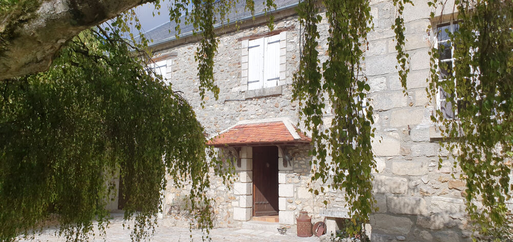 Vente Maison GRANDE MAISON AVEC PISCINE Arcis le ponsart