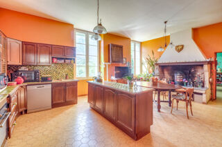  Maison  vendre 6 pices 228 m