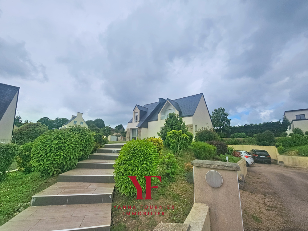Vente Maison LANDERNEAU, MAISON FAMILIALE EN IMPASSE,  4 CHAMBRES, TERRAIN D'ENVIRON 1 500 M2 Landerneau