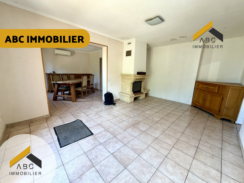 Orange - Maison 4 chambres avec beau jardin