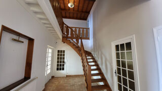  Maison à vendre 10 pièces 245 m²