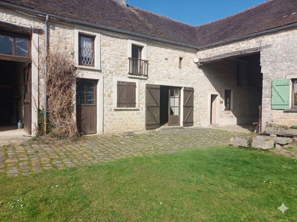Vente Maison Ensemble immobilier   2 maisons + dépendances   cour, jardin et puits   fort potentiel Milly la foret
