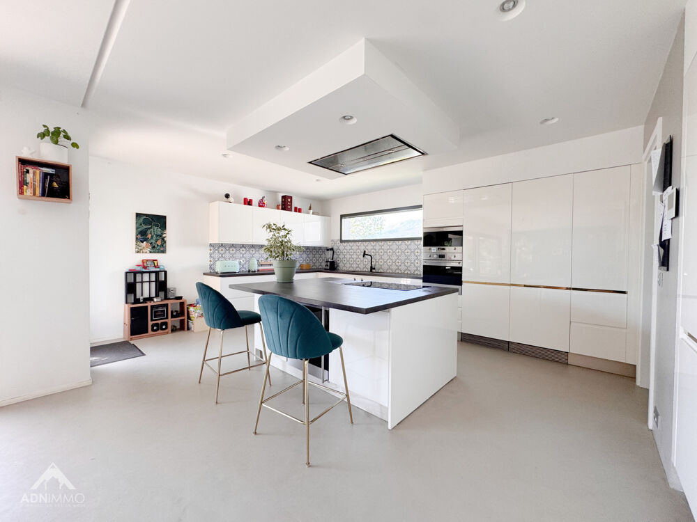 � vendre  Maison Saint-Genis-Pouilly (01630)