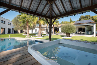  Maison � vendre 12 pi�ces 344 m�