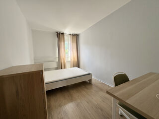  Appartement à louer 3 pièces 64 m²