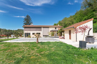  Maison � vendre 9 pi�ces 248 m�