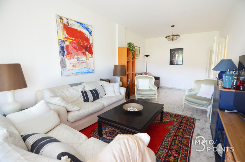 Vente Appartement Résidence standing avec piscine / F2 d'environ 60m2 + loggia de 21m2 Nice