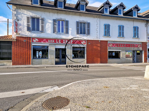   A vendre ensemble immobilier et fonds de commerce Maison - 7 pice(s) - 218 m