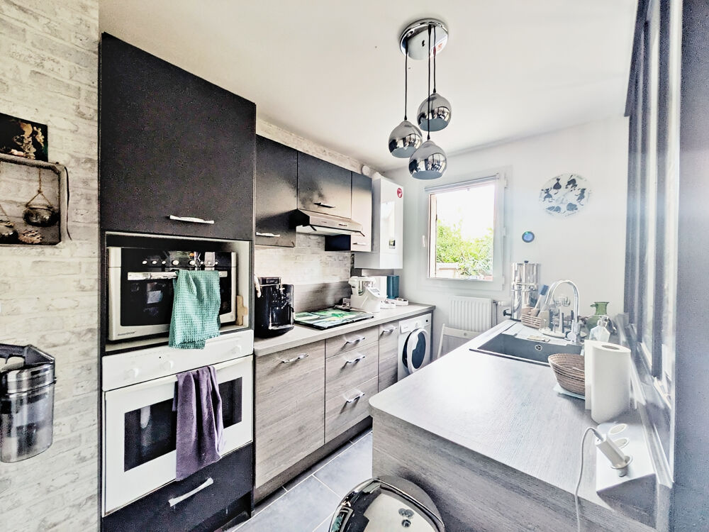Vente Appartement Quartier Hôtel de Ville. Appt 3P en excel. état, en rdj avec jardin terrasse Magny les hameaux
