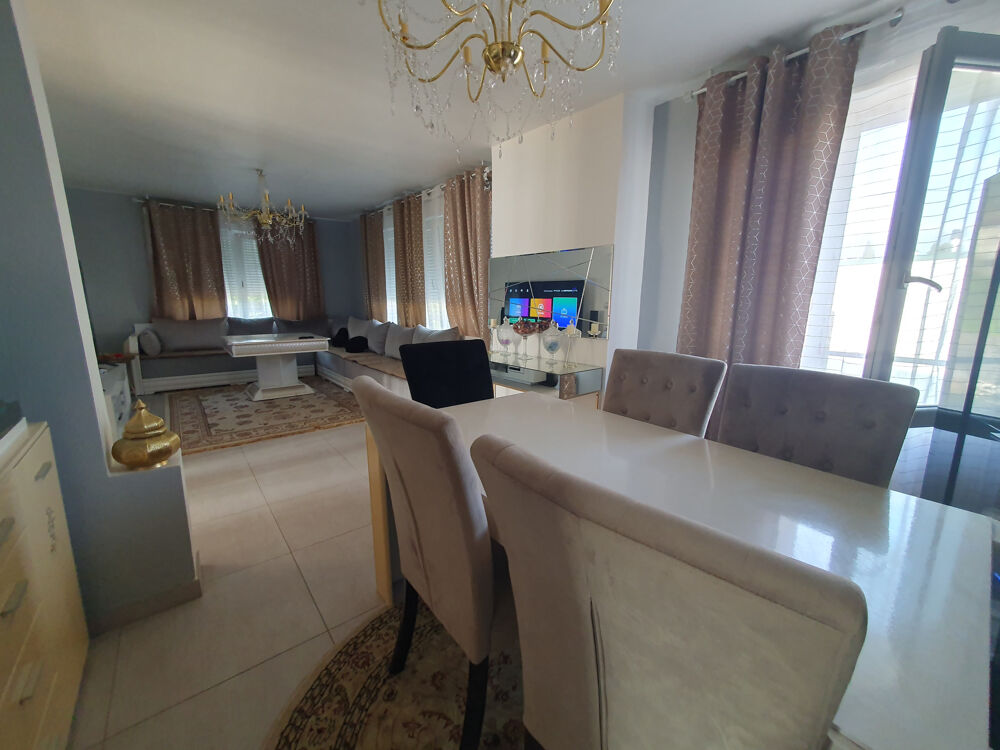 A Chantraine, maison individuelle 105 M2 intégralement rénovée, 6 pièces, 4 chambres, terrain clos à saisir,