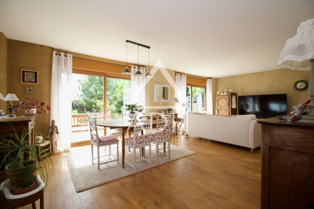 A VENDRE à MEZIERES SUR SEINE Maison 7 pièces / 5 chambres - 193m2