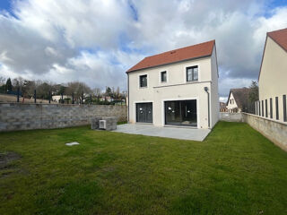  Maison 6 pi�ces 128 m� Montlhery