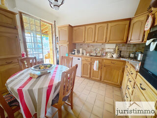  Maison � vendre 9 pi�ces 220 m�