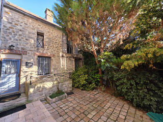  Maison � vendre 15 + pi�ces 495 m�