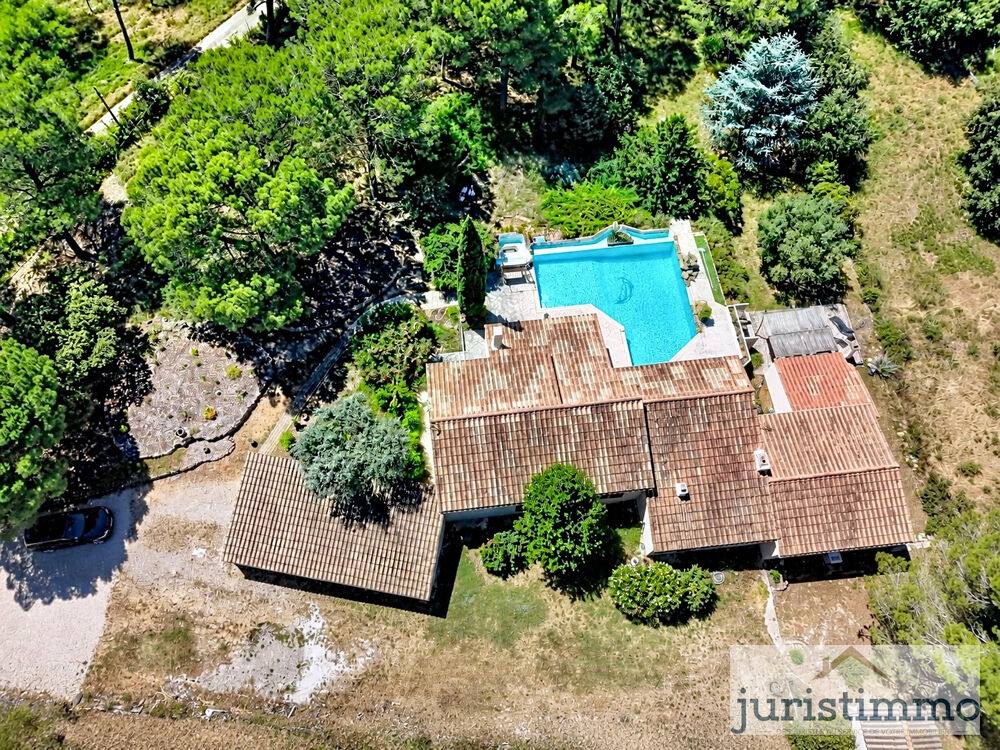 PROPRIETE COUP DE COEUR COMPOSEE DE DEUX MAISONS AVEC PISCINE PANORAMIQUE SUR 4870M2