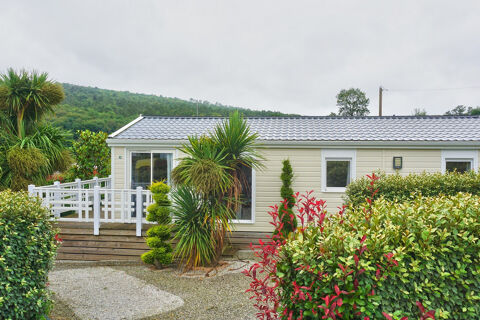   Chalet au lac de Guerl�dan. Chalet - 4 pi�ce(s) - 55 m�