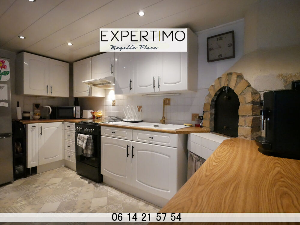 Vente Maison CHARMANTE et GRANDE maison de village en pierres de 90m2 avec terrasse et dépendances St jean de touslas