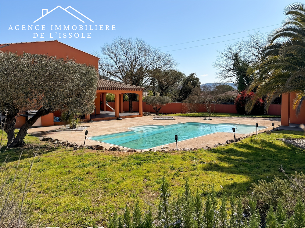 Propriété 225m2, 4 chambres, piscine, pool house, double garage, 3000m2 de terrain