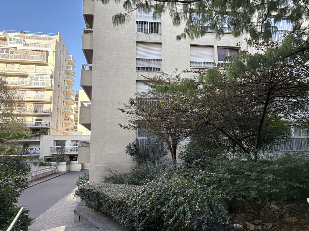 Vente Appartement APPARTEMENT 2 PIECES dans Résidence sécurisée avec jardin, proche du Bois de Vincennes Paris 12