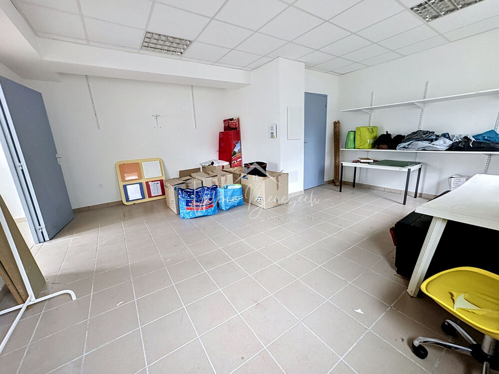 Vente Parking/Garage Local ou Stockage RDC St Affrique ! St affrique