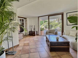  Maison  vendre 7 pices 242 m