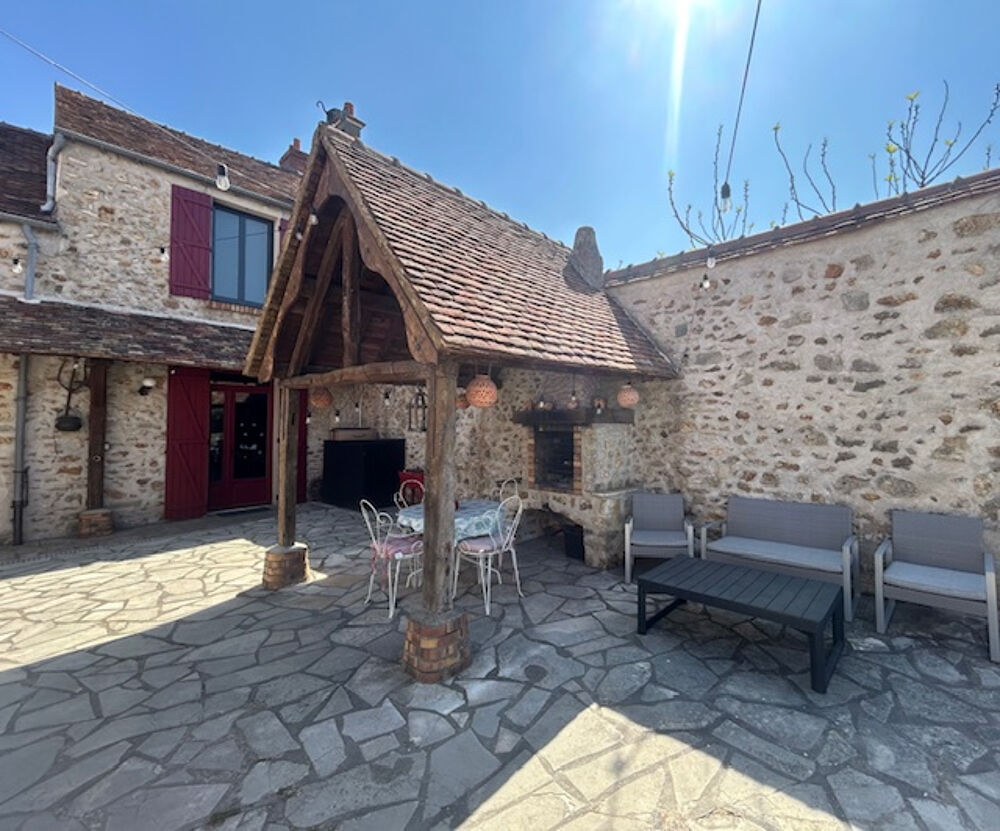 Vente Maison MARCOUSSIS - Ancien Corps de Ferme Rénové - Belles prestations - Excellent état - Garage - Jardin 800 m2 Marcoussis