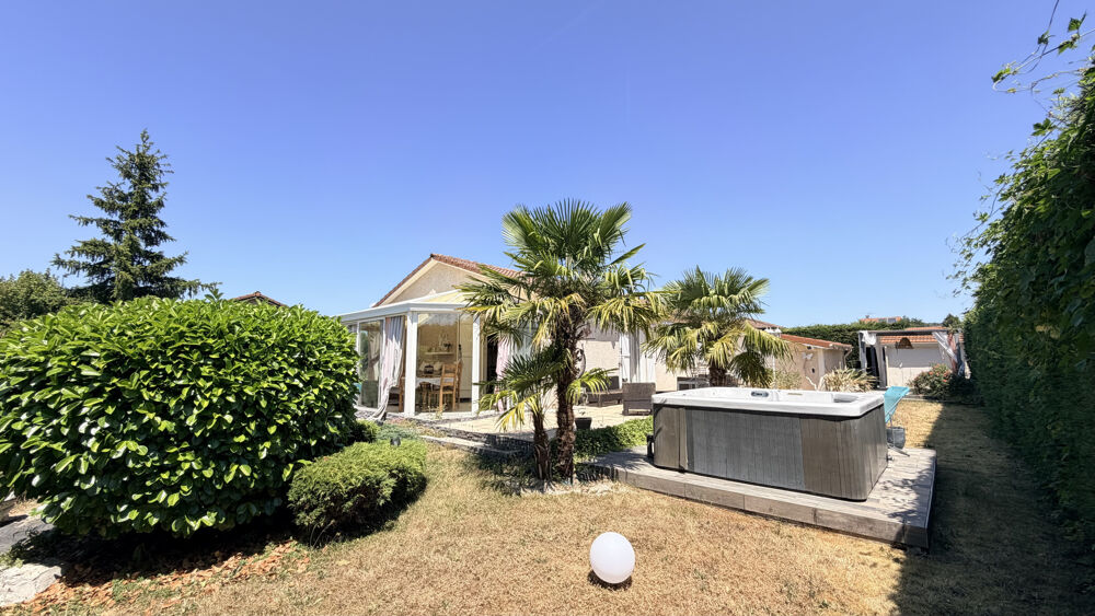 Vente Maison VEAUCHE MAISON DE CHARME DE PLAIN PIED 89M2 ET 810M2 DE TERRAIN Veauche