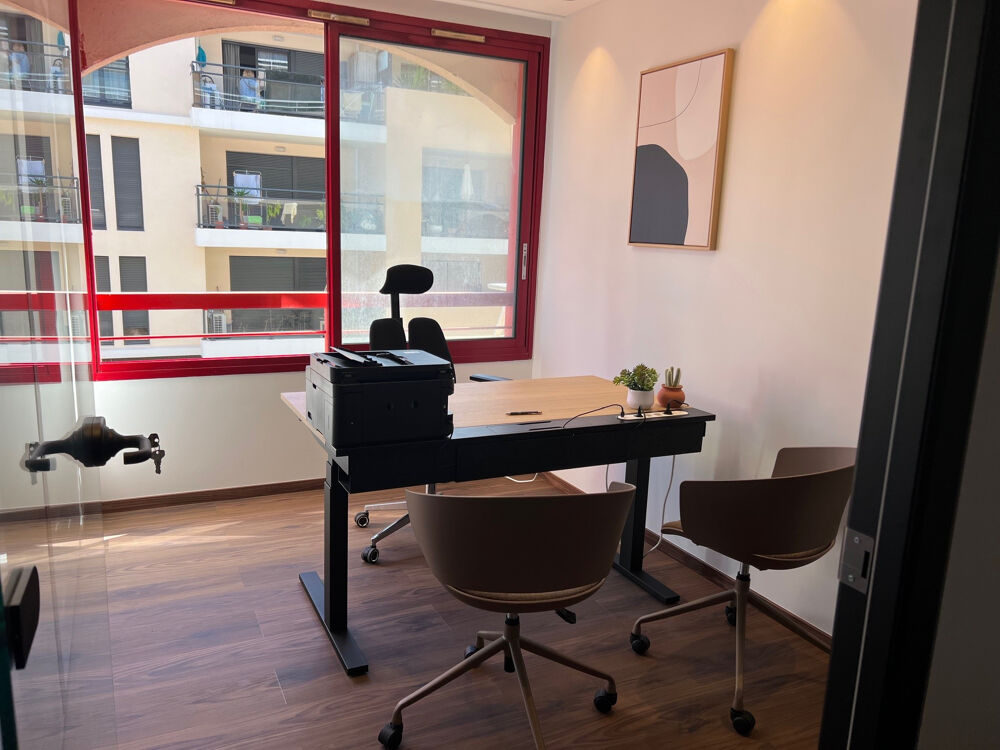   BUREAUX STANDING 80m2 CENTRE VILLE à ST LAURENT DU VAR St laurent du var