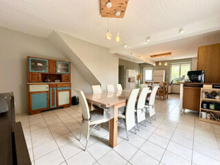  Maison � vendre 9 pi�ces 212 m�