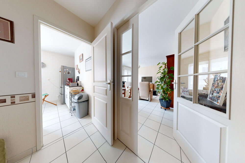 Vente Appartement Angers - Viager libre loué avec balcon et garage Angers