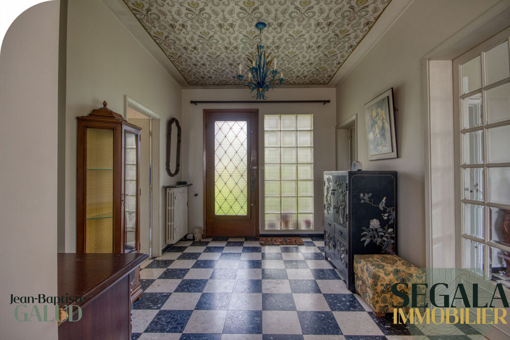 4 chambres de plain-pied, volumes généreux, terrain de plus d1 hectare