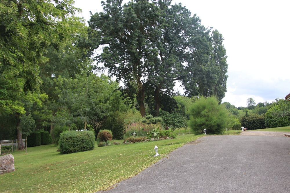 � vendre  Propri�t�/ch�teau Caraman (31460)