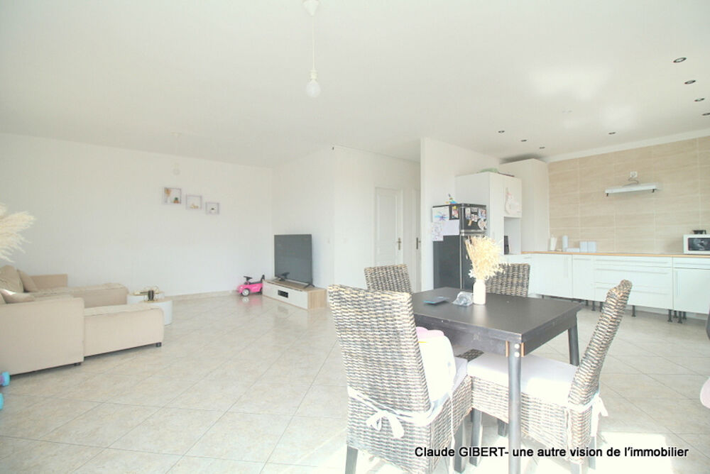 Vente Appartement T3 de 73 m2 au 2éme et dernier étage au centre-ville de Frontignan Frontignan