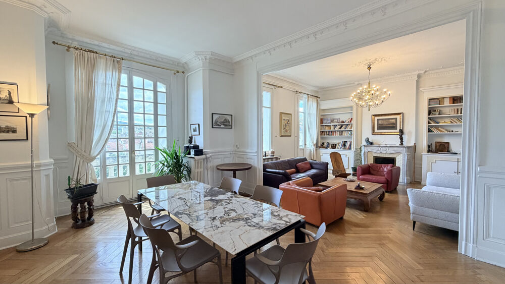 Vente Appartement Magnifique appartement bourgeois de 178m2 de type F7 quartier Libération St etienne
