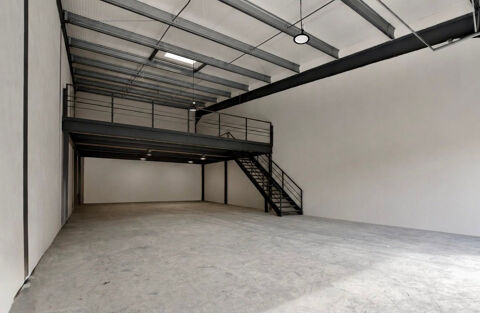 ENTREPOT - LOCAUX - BUREAUX 1800 66330 Cabestany