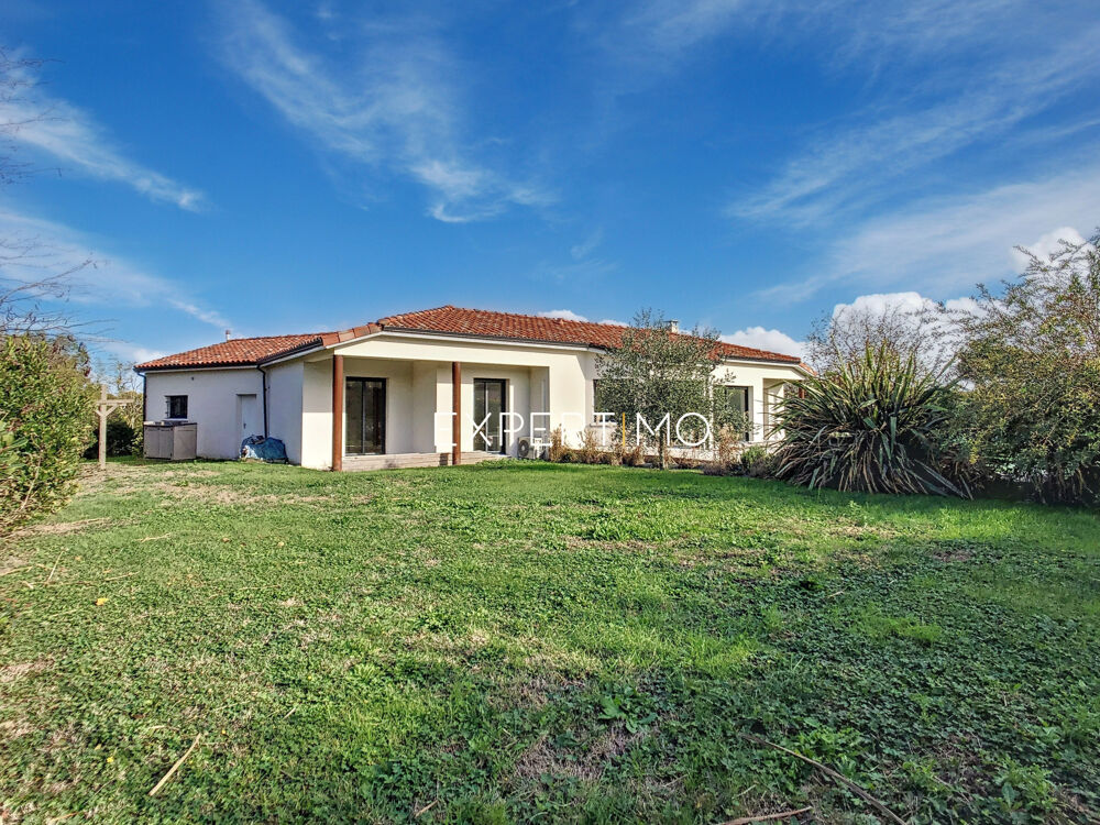 Vente Maison Ayguesvives, villa de 2014, 7 pièces159 m2 env. avec piscine, garage et terrain de 1540m2. Ayguesvives